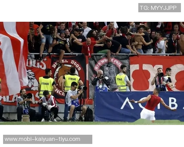 希腊足坛父子教练同日下课球队排名尴尬倒数第二和第三 希腊足坛父子教练同日下课球队排名尴尬倒数第二和第三