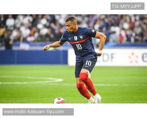 FIFPRO年度最佳阵候选名单揭晓梅西C罗姆巴佩在列凯恩意外落选 FIFPRO年度最佳阵候选名单揭晓梅西C罗姆巴佩在列凯恩意外落选