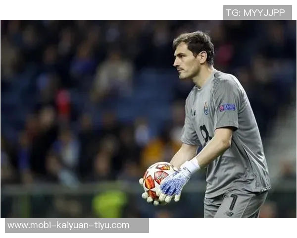 约维奇因右肘挫伤及皮肤裂伤被列为每日观察球员状态更新