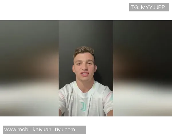 凯利重返尤文部分合练小孔塞桑坚持个人训练继续努力 凯利重返尤文部分合练小孔塞桑坚持个人训练继续努力