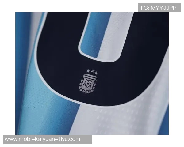 阿迪达斯官网意外上架带欧预赛臂章阿根廷世界杯球衣引发热议 阿迪达斯官网意外上架带欧预赛臂章阿根廷世界杯球衣引发热议