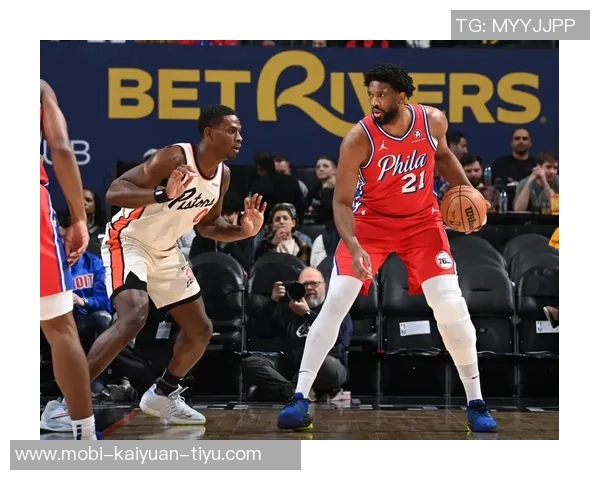 恩比德半场表现抢眼10中6砍下18分助球队争取胜利三分球命中率高达67